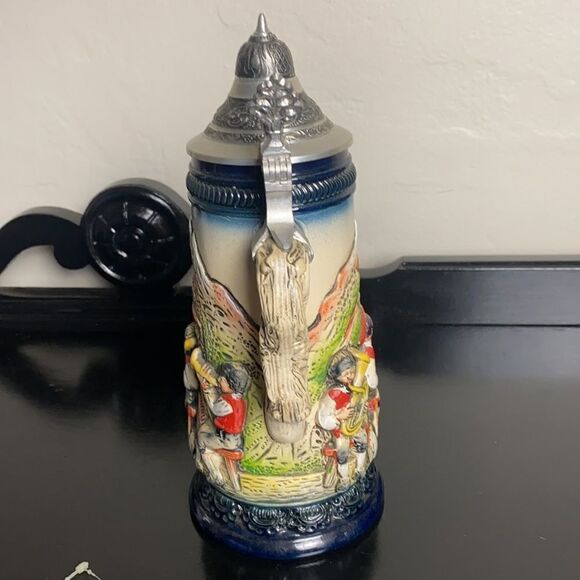 VINTAGE KING EDITION NO. A3991 HANDMADE/HANDPAINTED BEER STEIN - Picture 4 of 12